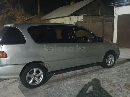 Toyota Ipsum 1997 года за 3 500 000 тг. в Семей – фото 13