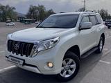Toyota Land Cruiser Prado 2015 года за 17 990 000 тг. в Алматы