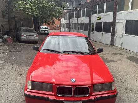 BMW 328 1992 года за 1 500 000 тг. в Алматы – фото 4