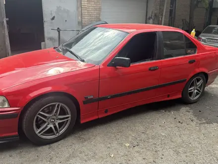 BMW 328 1992 года за 1 500 000 тг. в Алматы – фото 2