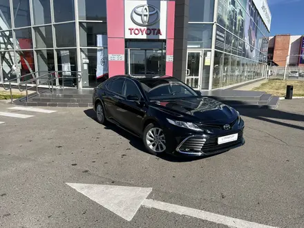 Toyota Camry 2023 года за 16 690 000 тг. в Усть-Каменогорск – фото 3