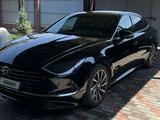 Hyundai Sonata 2021 годаүшін11 700 000 тг. в Алматы – фото 2