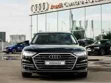 Audi A8, 2022