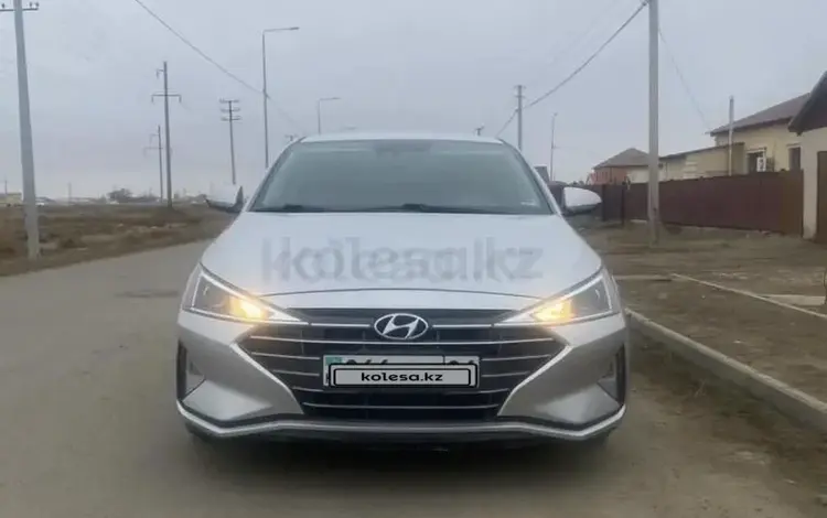 Hyundai Elantra 2019 года за 8 300 000 тг. в Атырау