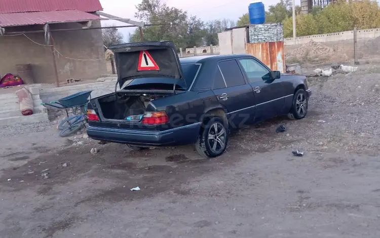 Mercedes-Benz E 260 1990 года за 800 000 тг. в Шу