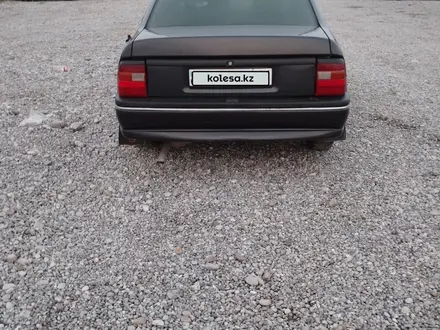 Opel Vectra 1993 года за 900 000 тг. в Жанакорган – фото 4