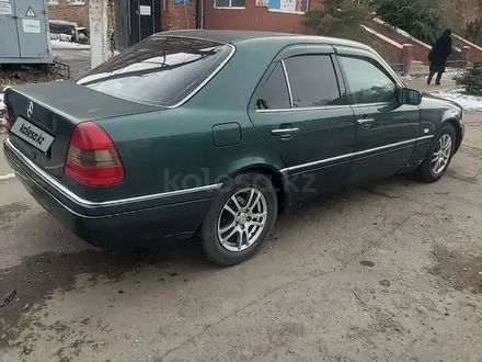 Mercedes-Benz C 180 1995 года за 1 900 000 тг. в Кокшетау – фото 3