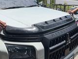 Дефлектор капота Mitsubishi L200 6 поколение за 60 000 тг. в Караганда