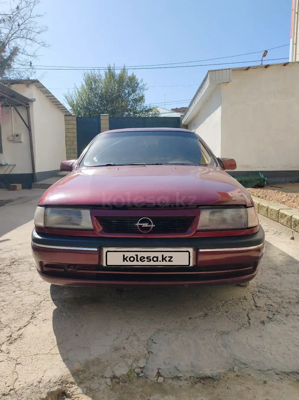 Opel Vectra, 1992