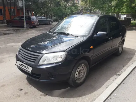 ВАЗ (Lada) Granta 2190 2013 года за 2 150 000 тг. в Караганда – фото 2