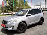 Toyota RAV4 2011 года за 8 000 000 тг. в Байконыр – фото 2