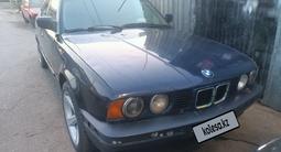 BMW 525 1991 года за 1 500 000 тг. в Алматы – фото 2