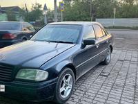 Mercedes-Benz C 180 1994 года за 2 100 000 тг. в Астана