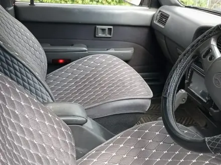 Toyota Hilux Surf 1995 года за 1 900 000 тг. в Алматы – фото 3