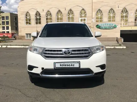 Toyota Highlander 2012 года за 10 980 000 тг. в Уральск – фото 3