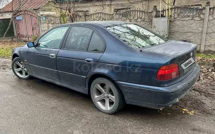 BMW 528 1997 годаfor1 700 000 тг. в Тараз