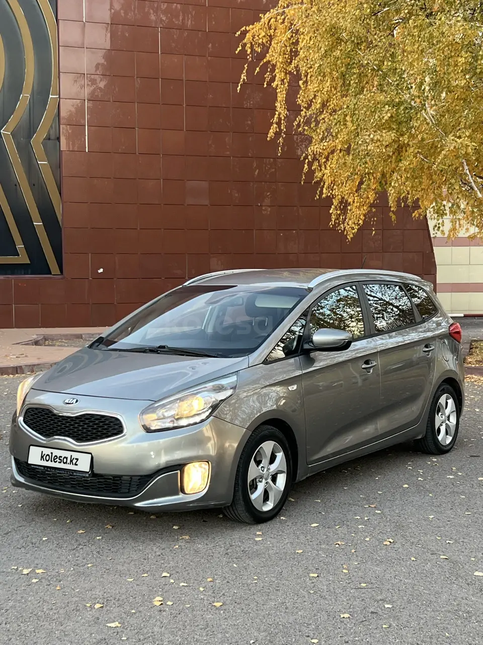 Kia Carens, 2013