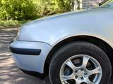 Volkswagen Golf 1999 года за 2 650 000 тг. в Караганда
