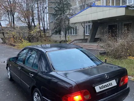 Mercedes-Benz E 280 1996 года за 2 100 000 тг. в Алматы – фото 5