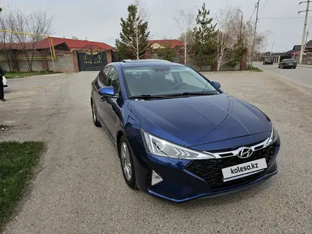 Hyundai Elantra 2019 года за 9 500 000 тг. в Алматы – фото 3