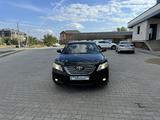 Toyota Camry 2007 года за 5 850 000 тг. в Уральск – фото 2