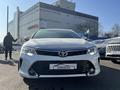 Toyota Camry 2016 года за 10 700 000 тг. в Алматы – фото 2