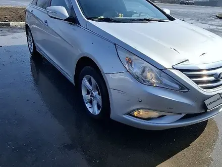 Hyundai Sonata 2015 года за 5 500 000 тг. в Караганда – фото 2