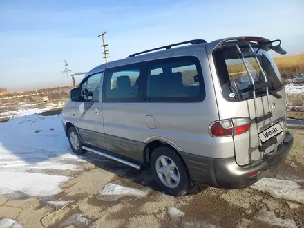 Hyundai Starex 2002 года за 3 500 000 тг. в Шымкент – фото 3