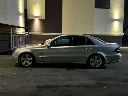 Mercedes-Benz E 320 2003 года за 5 000 000 тг. в Алматы – фото 5