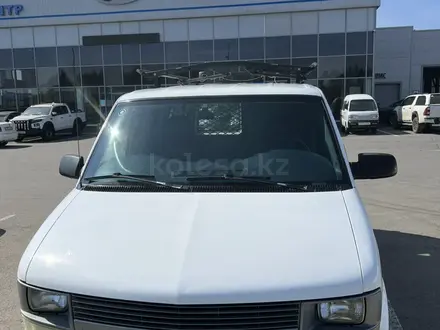 Chevrolet Astro 2005 года за 10 000 000 тг. в Актобе – фото 4