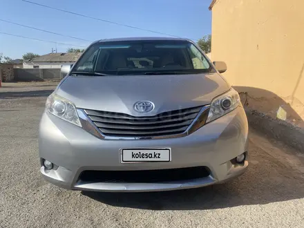 Toyota Sienna 2012 года за 10 600 000 тг. в Шымкент