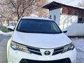 Toyota RAV4 2015 годаfor12 850 000 тг. в Алматы