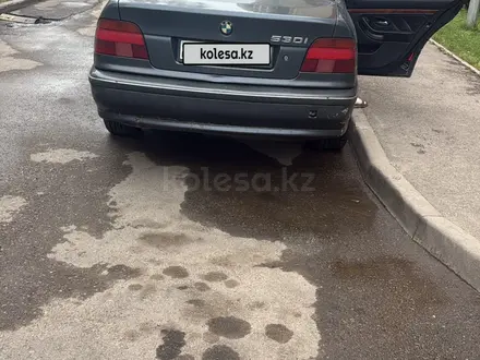 BMW 528 1996 года за 1 750 000 тг. в Алматы – фото 2