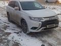 Mitsubishi Outlander 2022 годаfor11 000 000 тг. в Актобе – фото 2