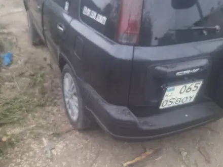 Honda CR-V 1996 года за 1 600 000 тг. в Алматы – фото 3