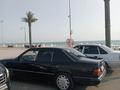 Mercedes-Benz E 200 1993 года за 1 000 000 тг. в Жанаозен – фото 2