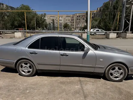 Mercedes-Benz E 280 1998 года за 3 200 000 тг. в Кызылорда – фото 10