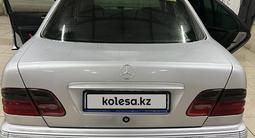 Mercedes-Benz E 280 2001 годаүшін5 000 000 тг. в Актау – фото 2