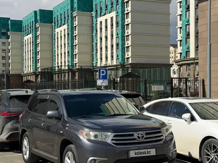 Toyota Highlander 2010 года за 11 000 000 тг. в Атырау