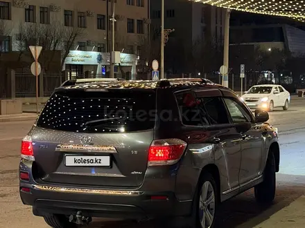 Toyota Highlander 2010 года за 11 000 000 тг. в Атырау – фото 11