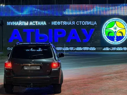 Toyota Highlander 2010 года за 11 000 000 тг. в Атырау – фото 9