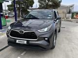 Toyota Highlander 2020 года за 14 000 000 тг. в Атырау