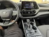 Toyota Highlander 2020 года за 14 000 000 тг. в Атырау – фото 3