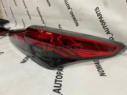 Toyota Highlander фонарь за 55 000 тг. в Алматы – фото 4