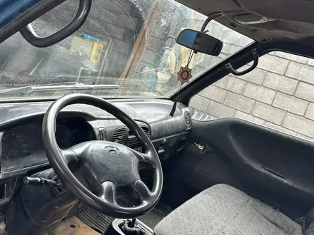 Hyundai Porter 1999 года за 3 250 000 тг. в Мерке – фото 2