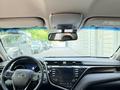 Toyota Camry 2019 года за 13 900 000 тг. в Алматы – фото 15