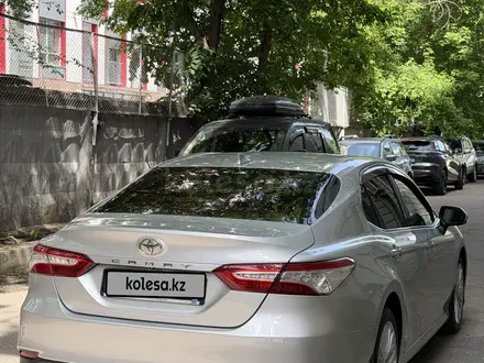 Toyota Camry 2019 года за 13 900 000 тг. в Алматы – фото 6