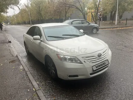 Toyota Camry 2007 года за 5 500 000 тг. в Шымкент – фото 2