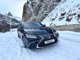 Lexus ES 250 2019 годаүшін18 500 000 тг. в Алматы