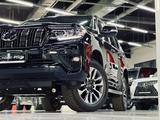 Toyota Land Cruiser Prado 2022 года за 40 477 000 тг. в Алматы – фото 5